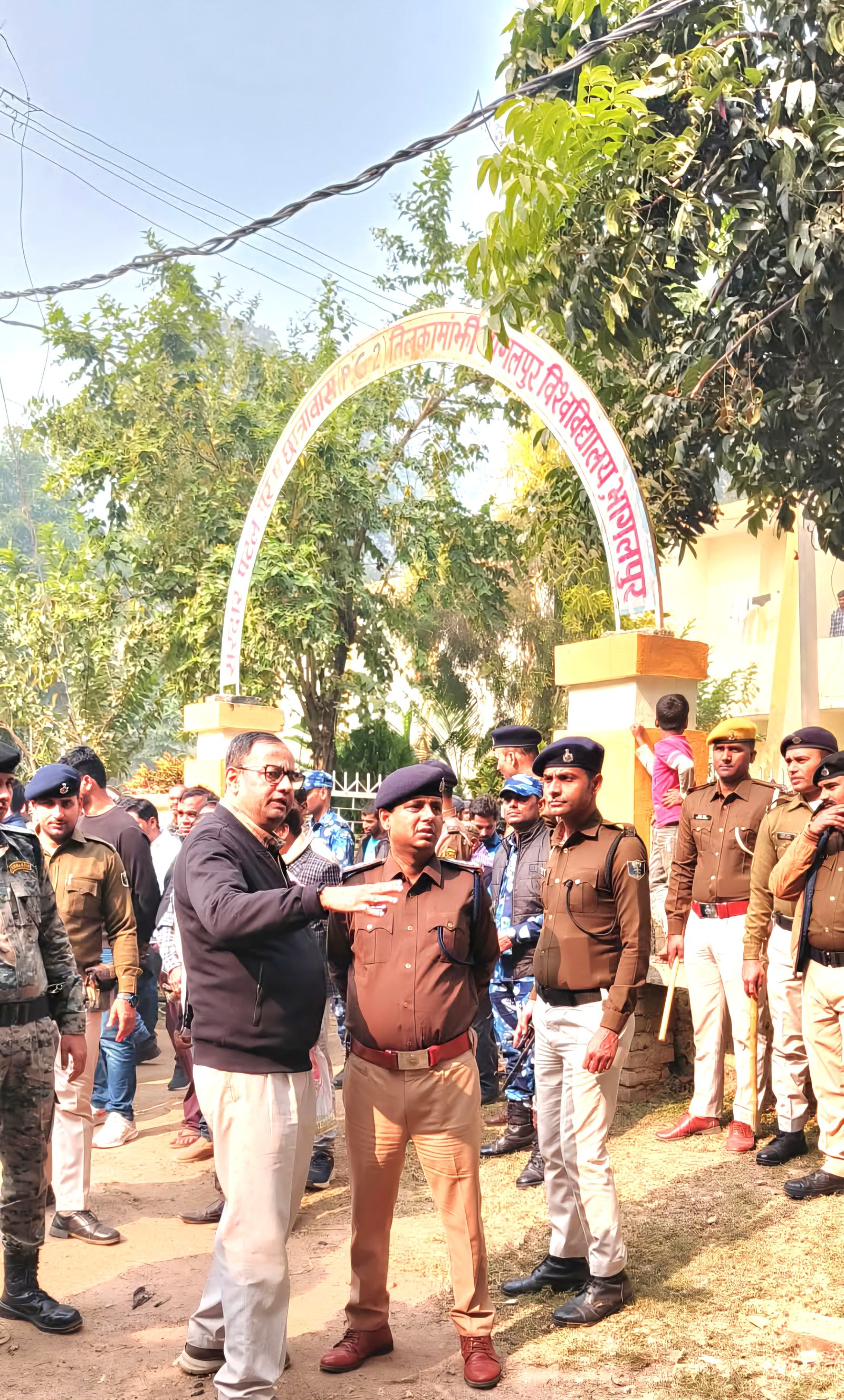 PG हॉस्टलों से अवैध कब्जा हटाया 